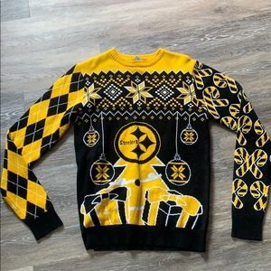 NFL team apparel Steelers sweater